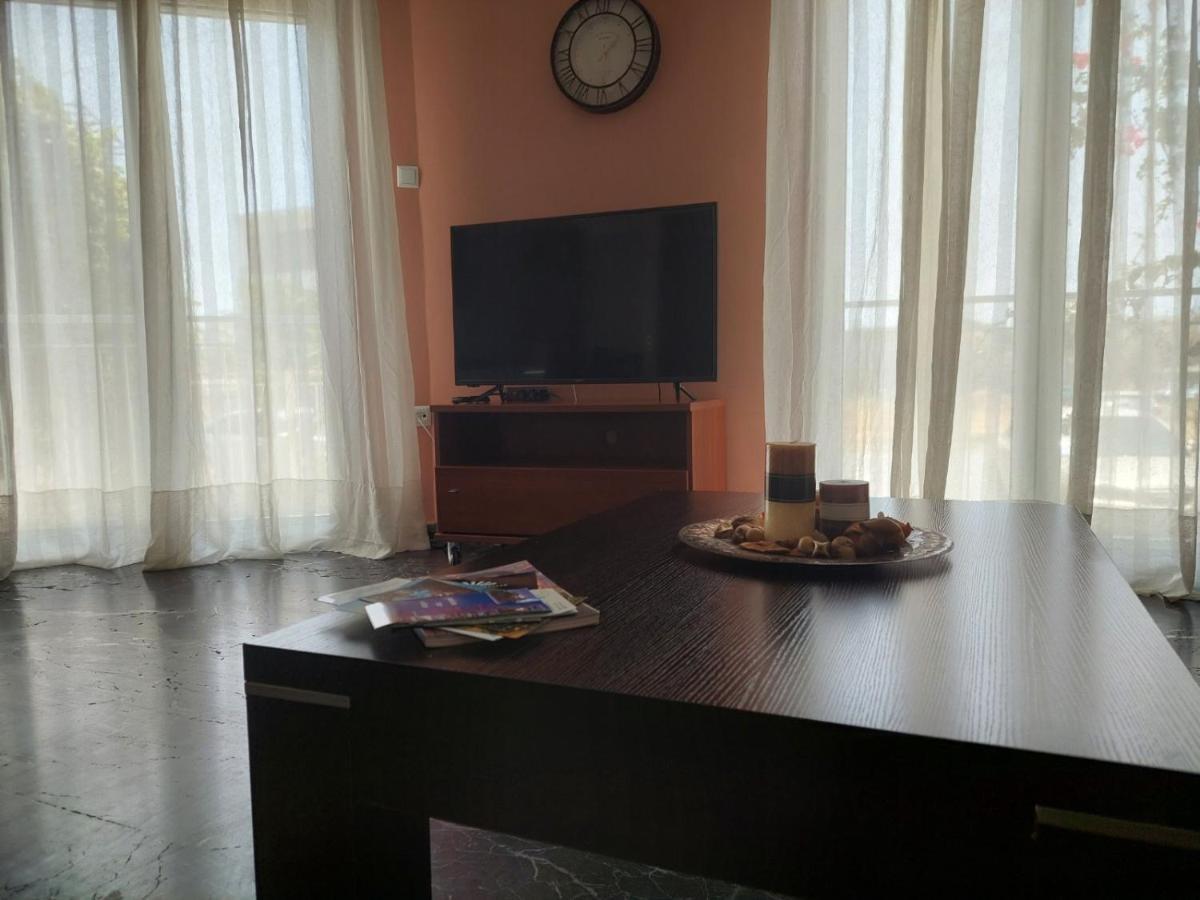 Villa Πιθοσ Ενοικιαζομενη Κατοικια à Kalamata Extérieur photo